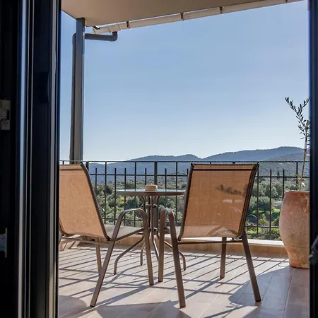 Apartamento Urban Mountain Retreat Kroustas